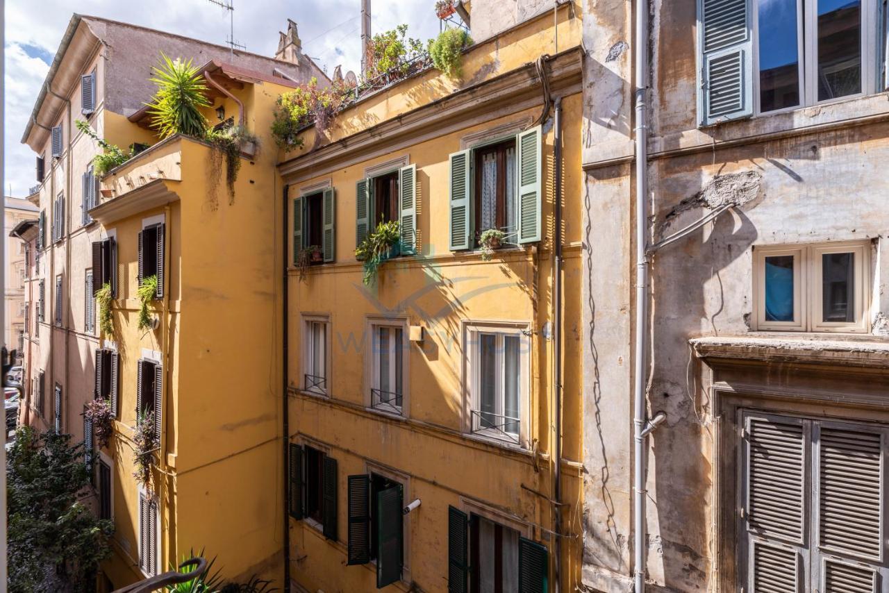 Warm Nest In The Old Building Of Piazza Navona Apartman Róma Kültér fotó